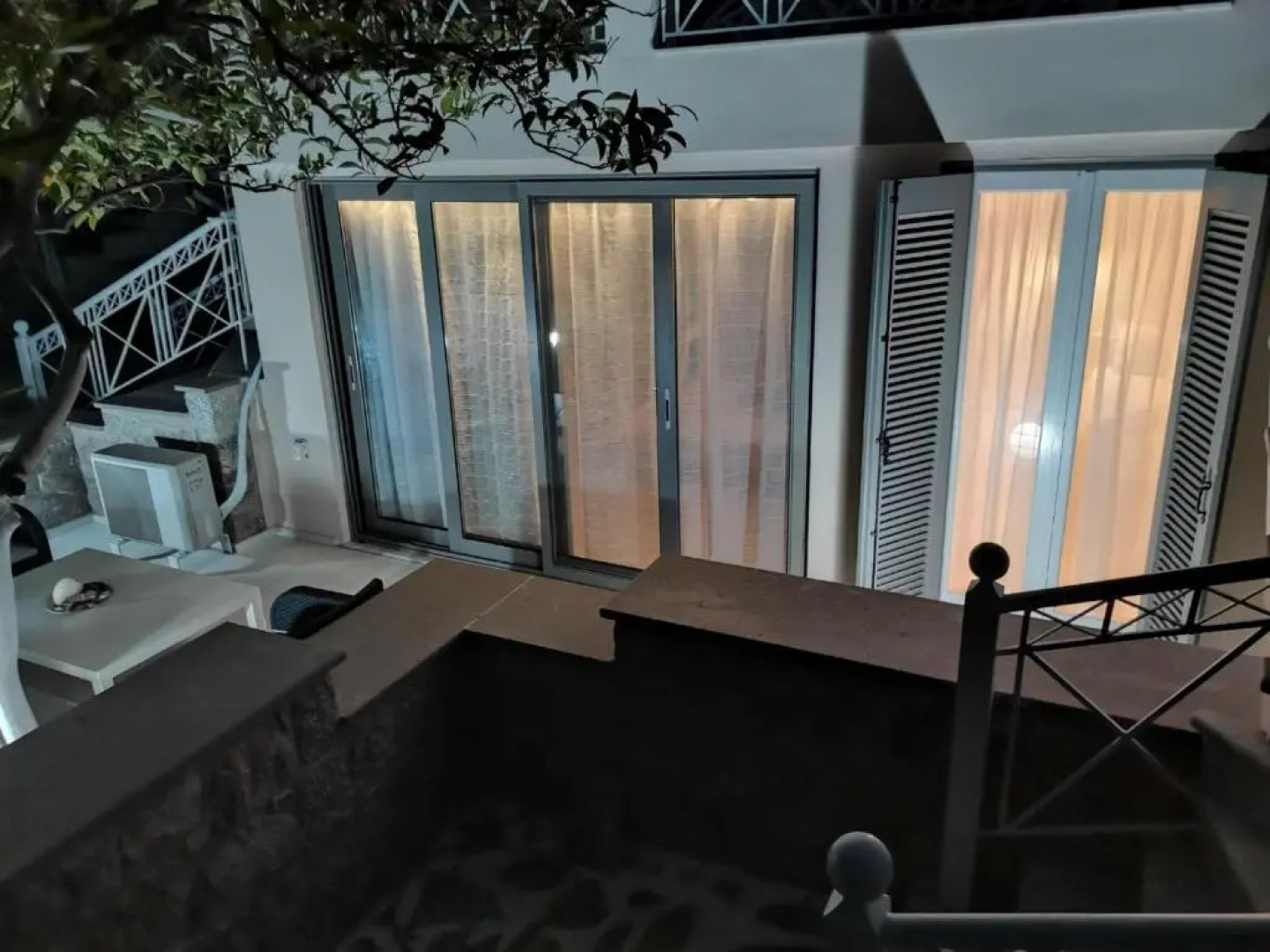 Sea waves apartments