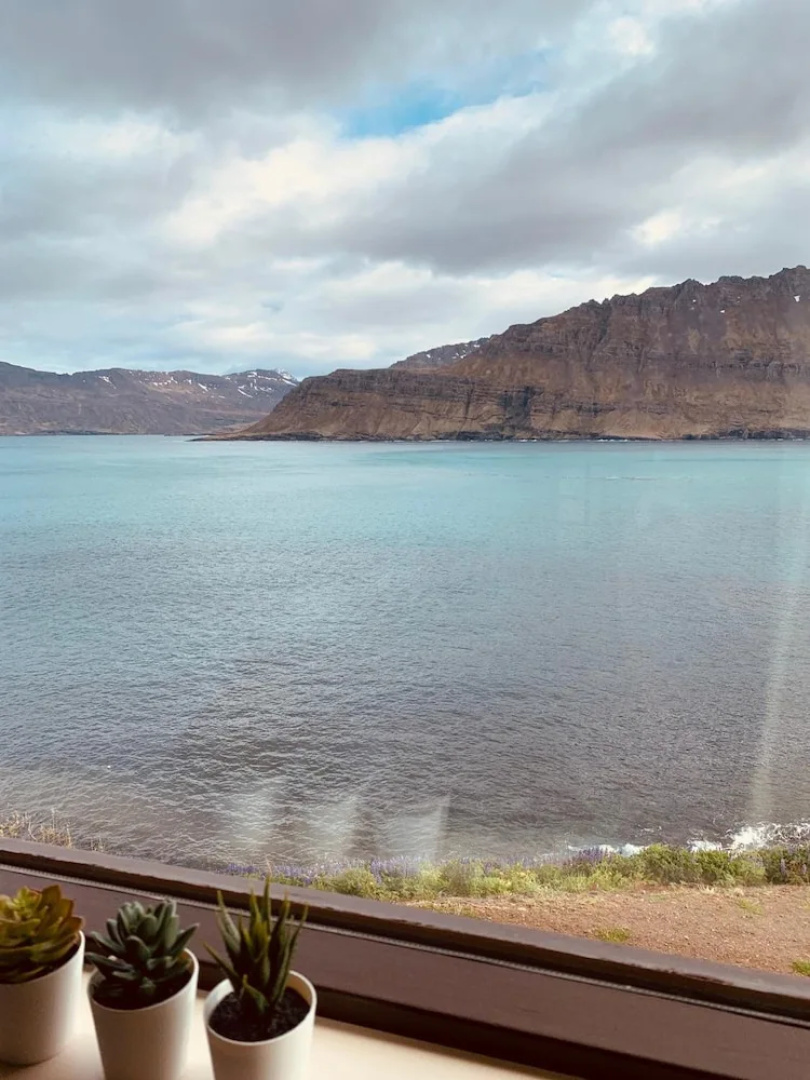 The Cliff Hotel