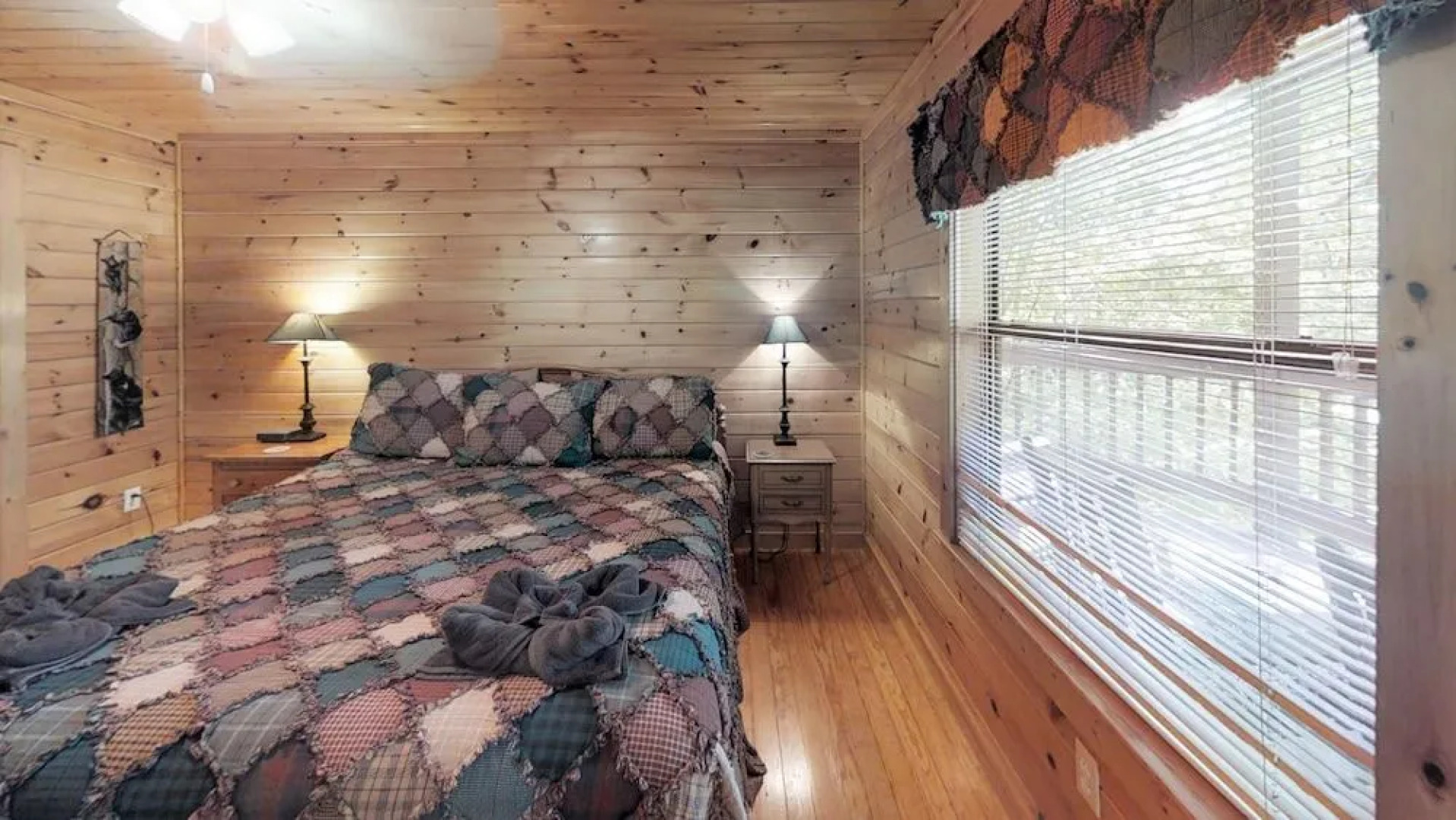 Bearly Visible - 2 Br Cabin