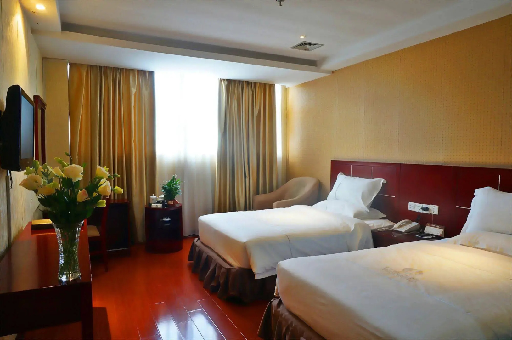 ZhongDa JinDu Hotel