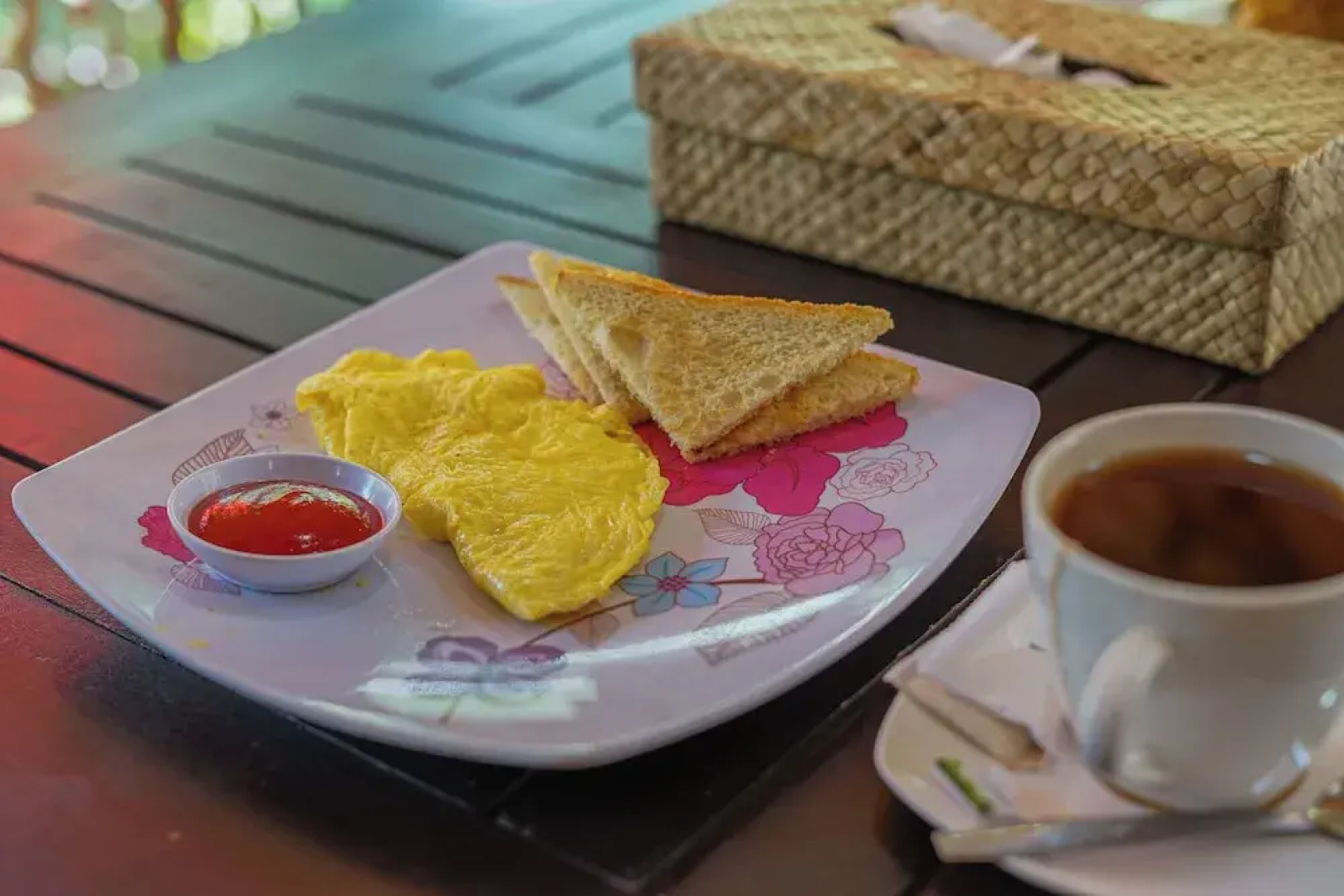 Made Taro Menjangan Homestay