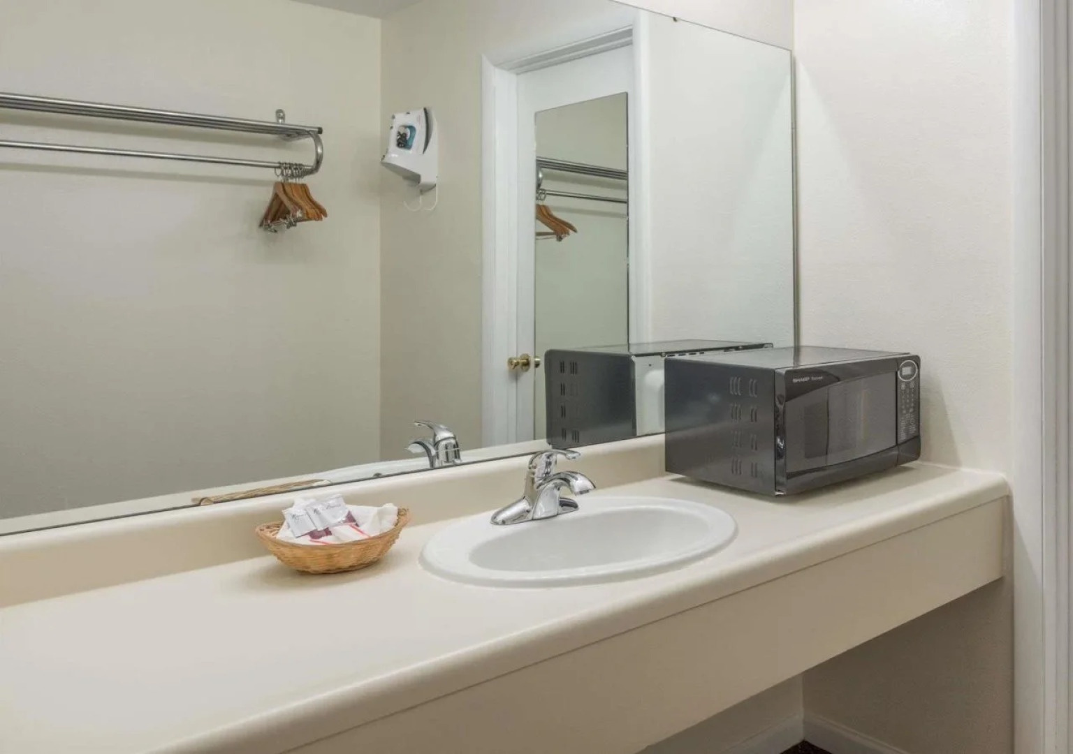 Knights Inn Kirksville