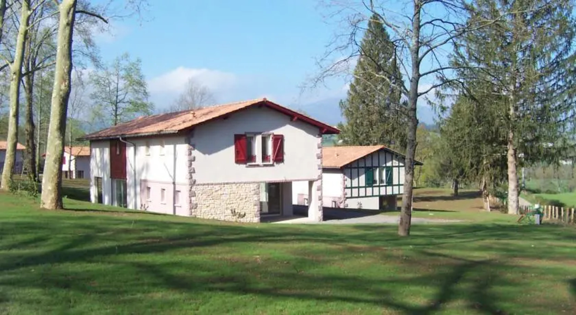 Domaine du Lac dHarrieta