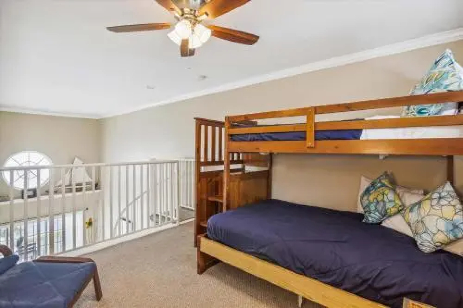 The Regal Seagull by RedAwning