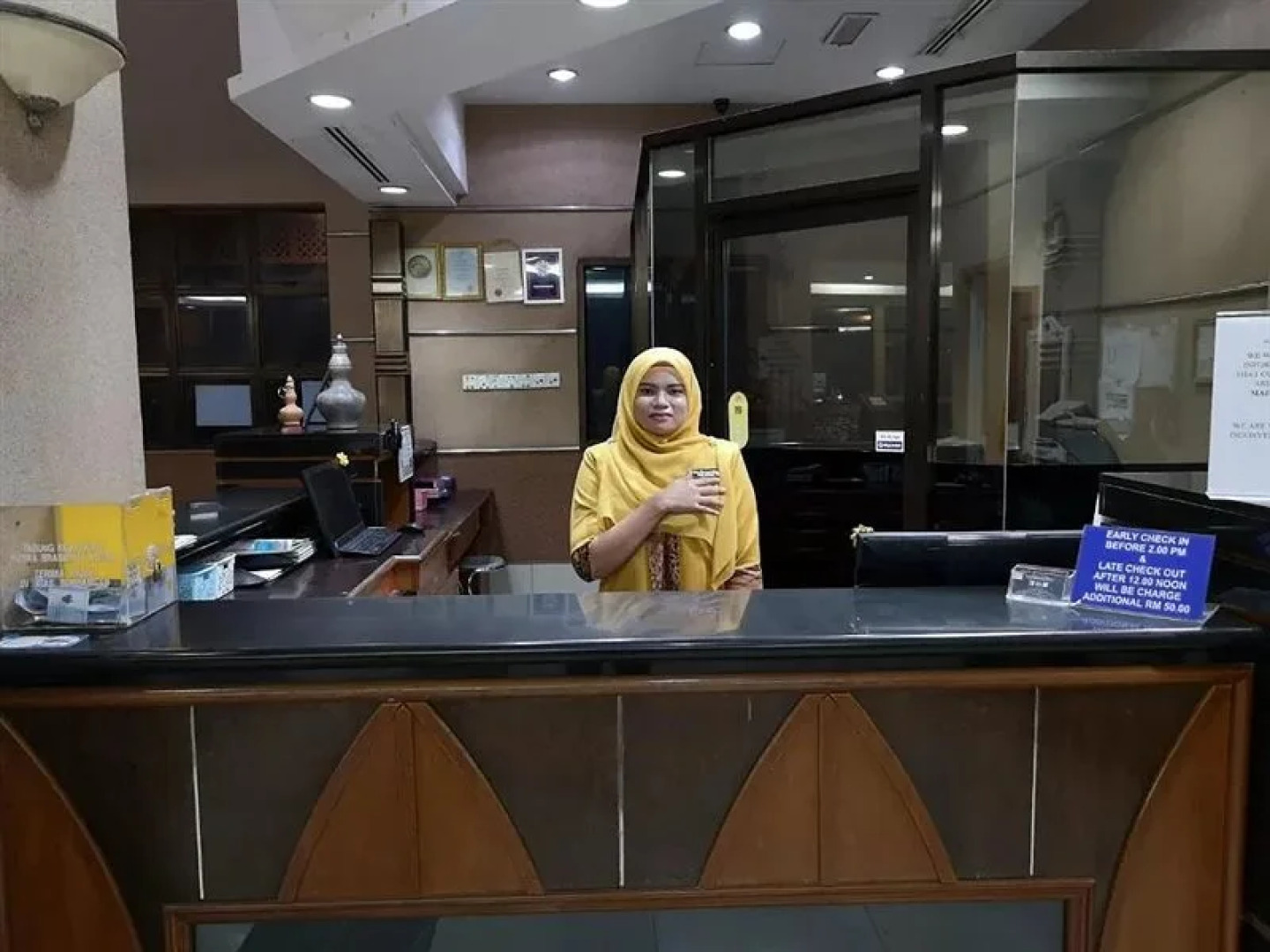 Putra Brasmana Hotel