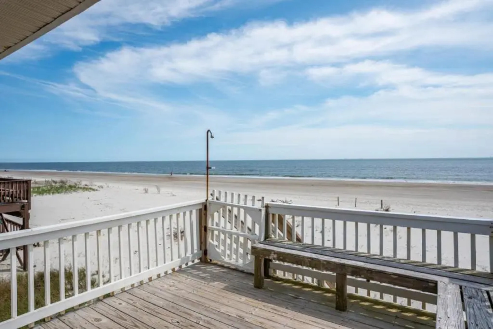 A Summer Fling by Oak Island Accommodations