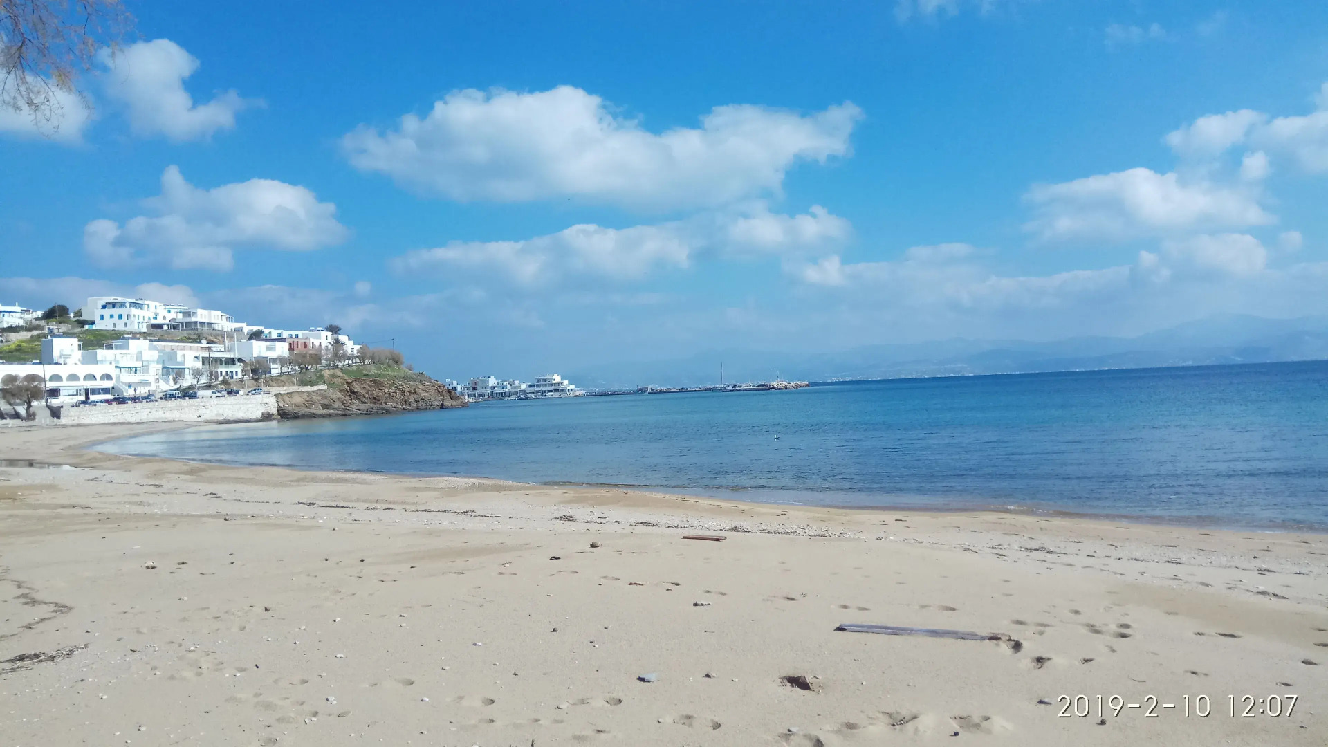 Nicos Studios & Apartments