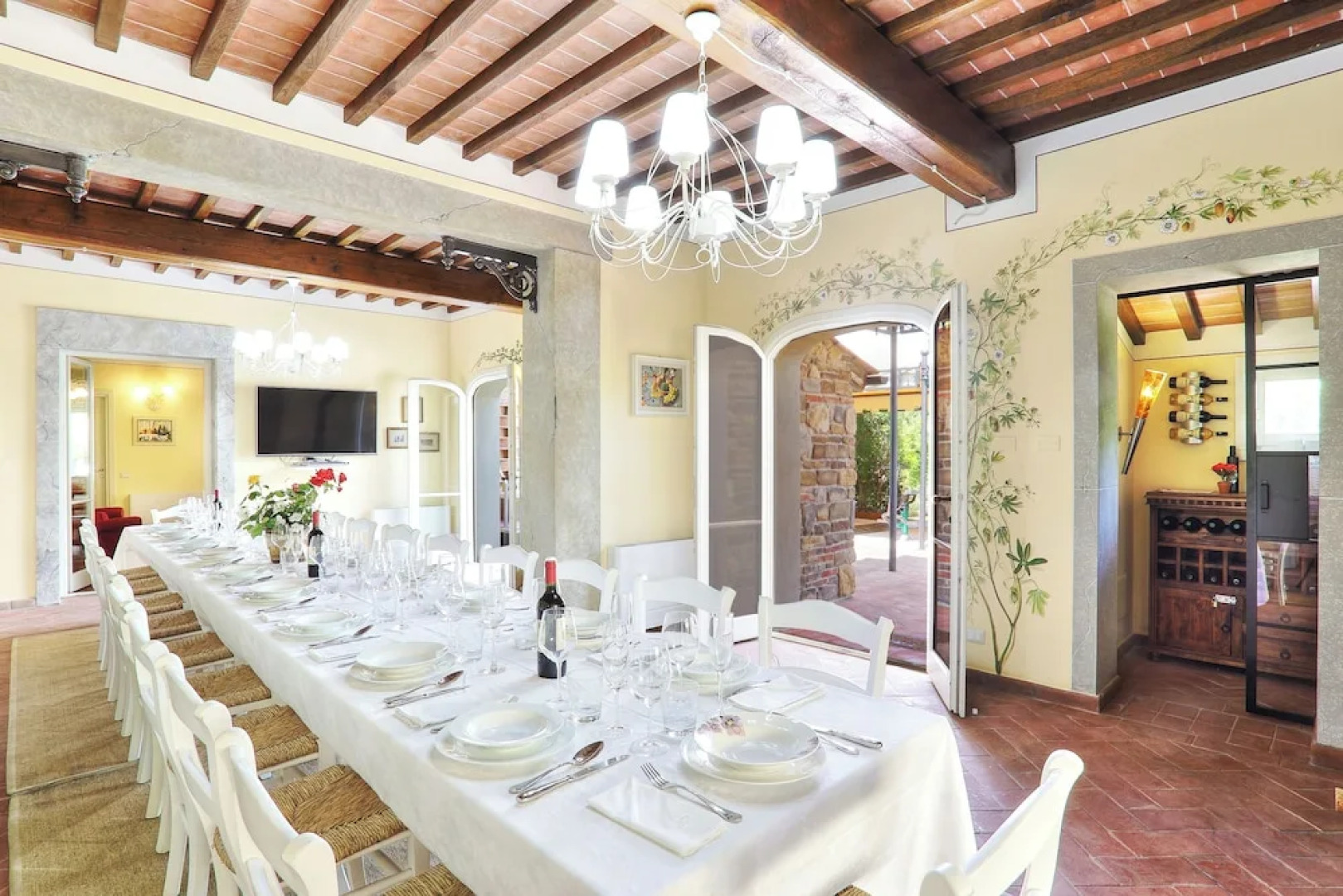 Luxury Villa in Tuscany With Pool Near Pisa and Florence - Eight Bedrooms 14 pl