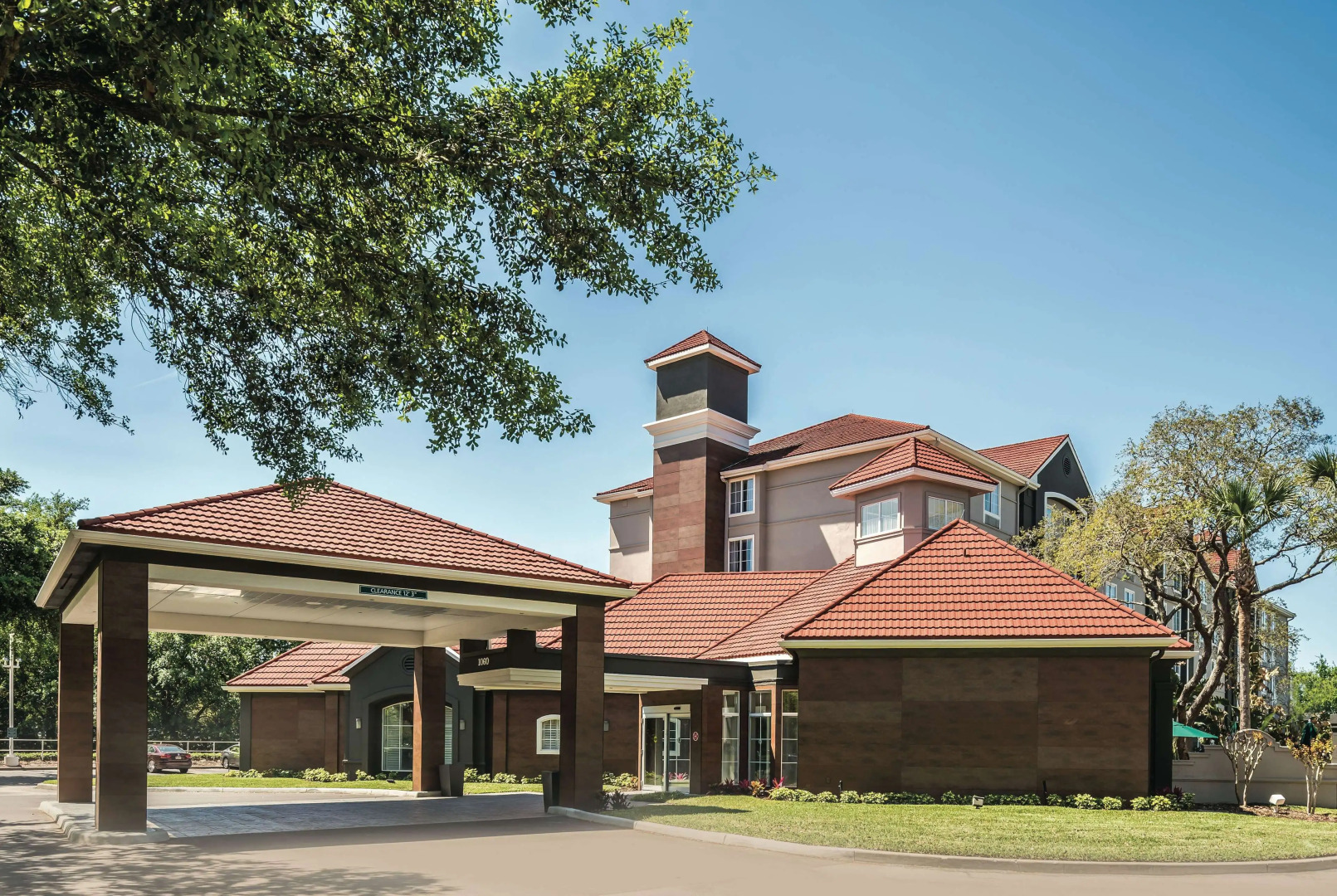 La Quinta Inn & Suites by Wyndham Orlando Lake Mary