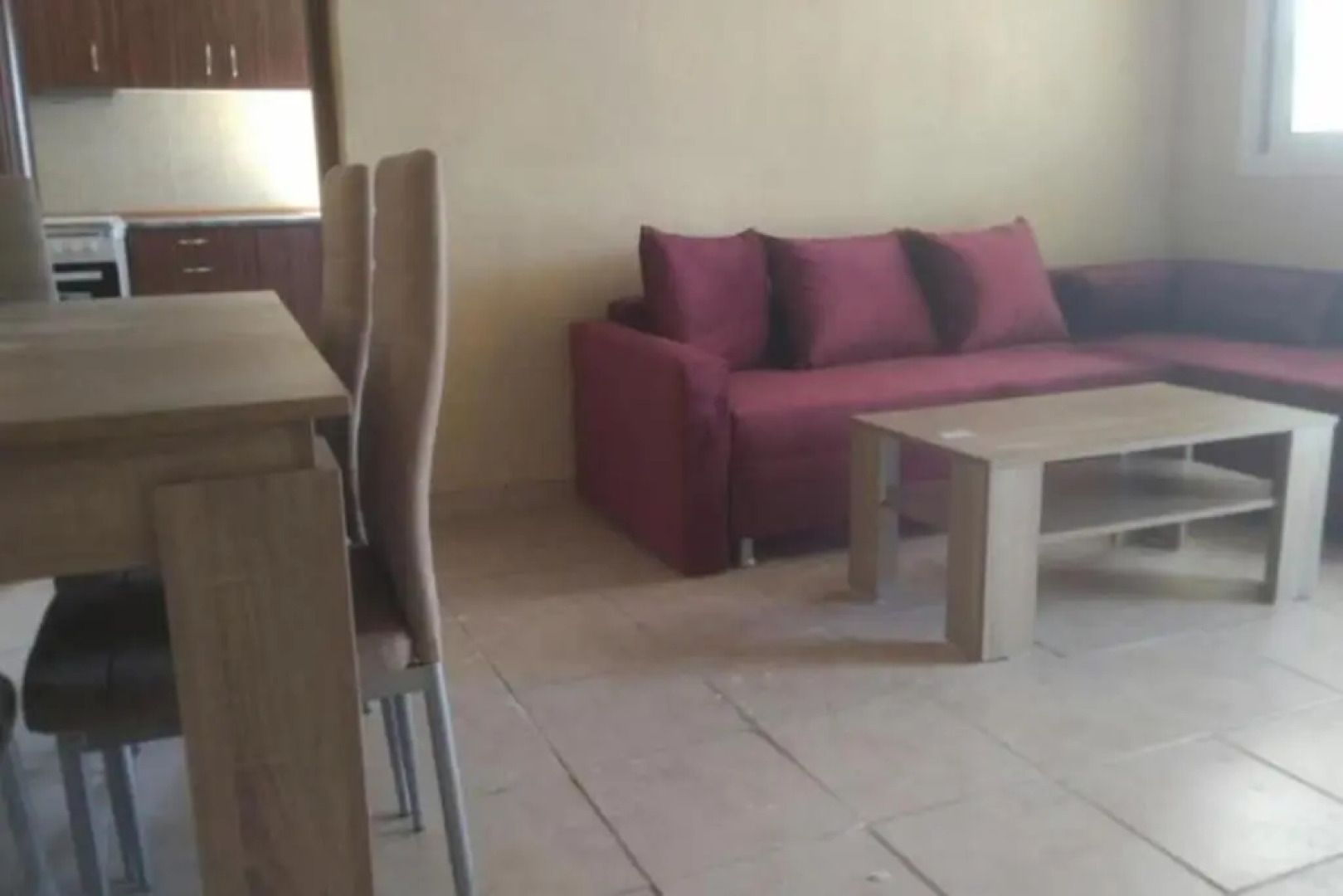 Detached quiet villa 500m from sea