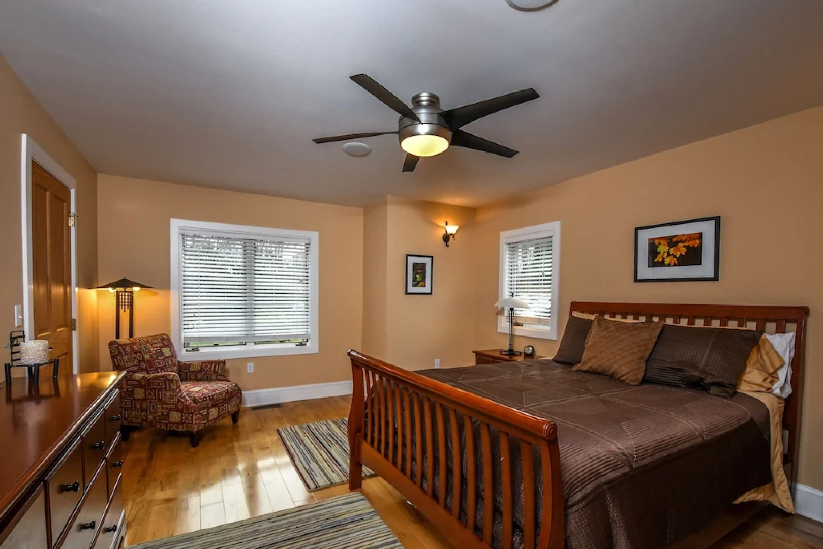 Wisp' n Away 5 Bedroom House