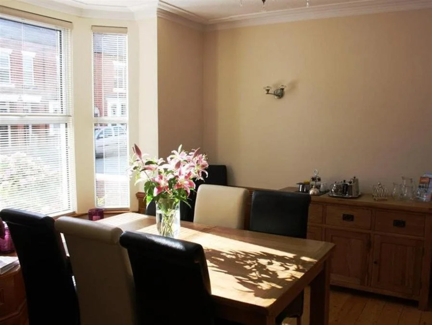 Laurels Bed & Breakfast