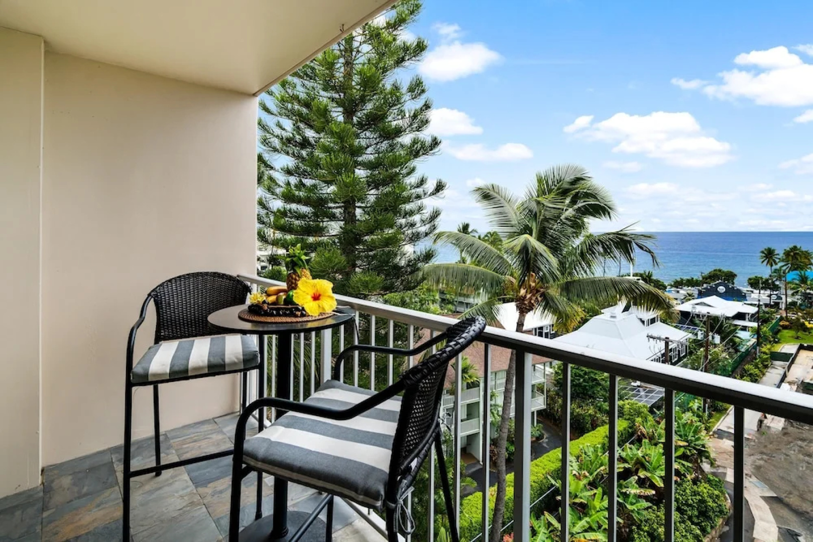 Kailua Village#701