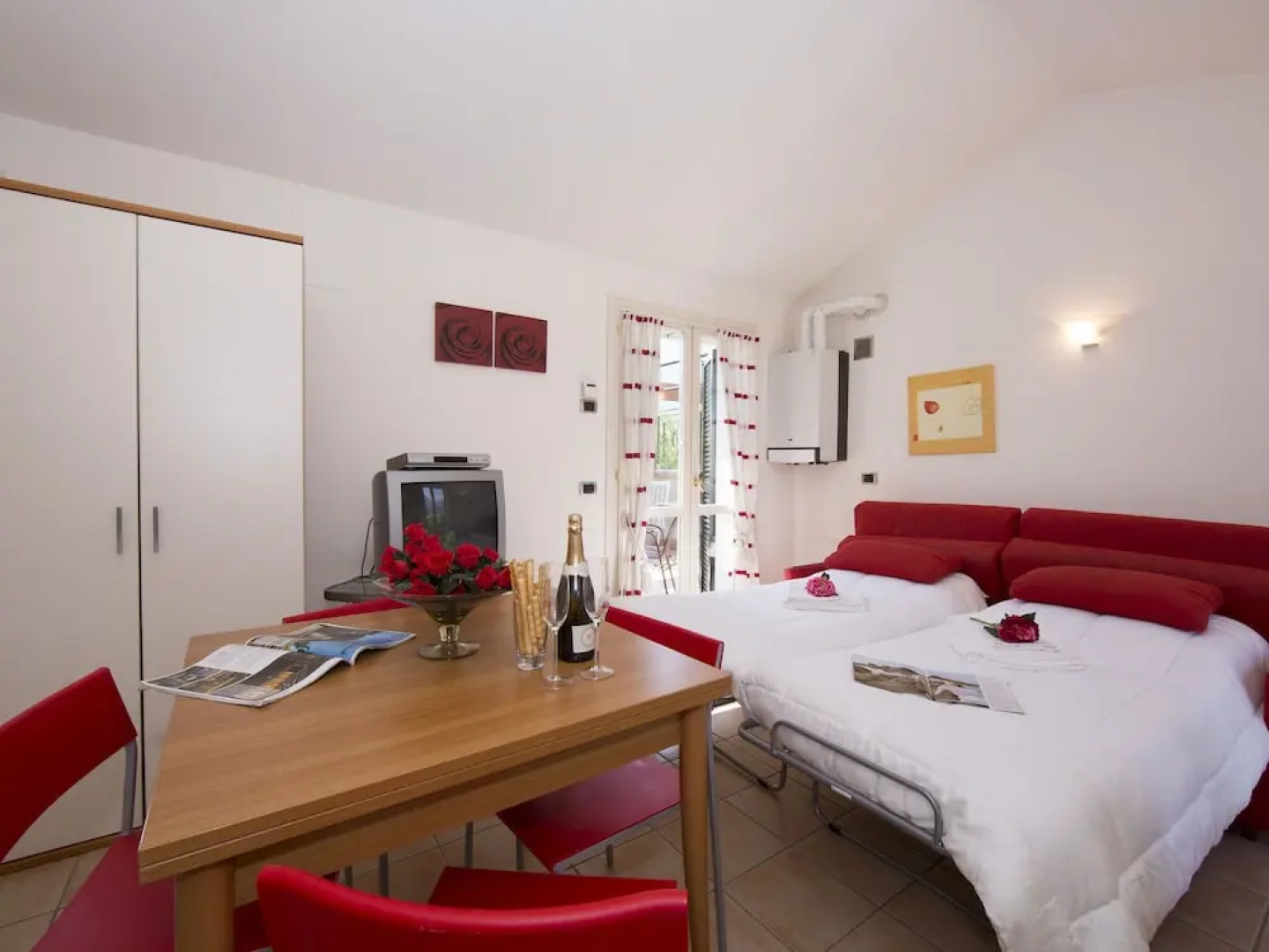 A Modern Furnished Studio With a Lovely Balcony