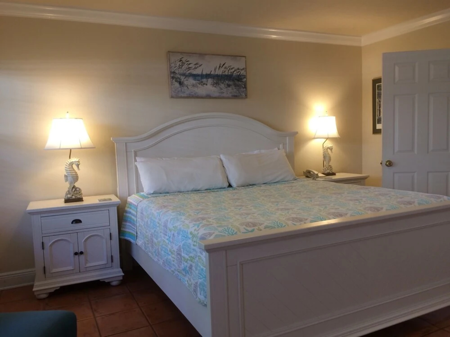 Tortuga Inn Beach Resort