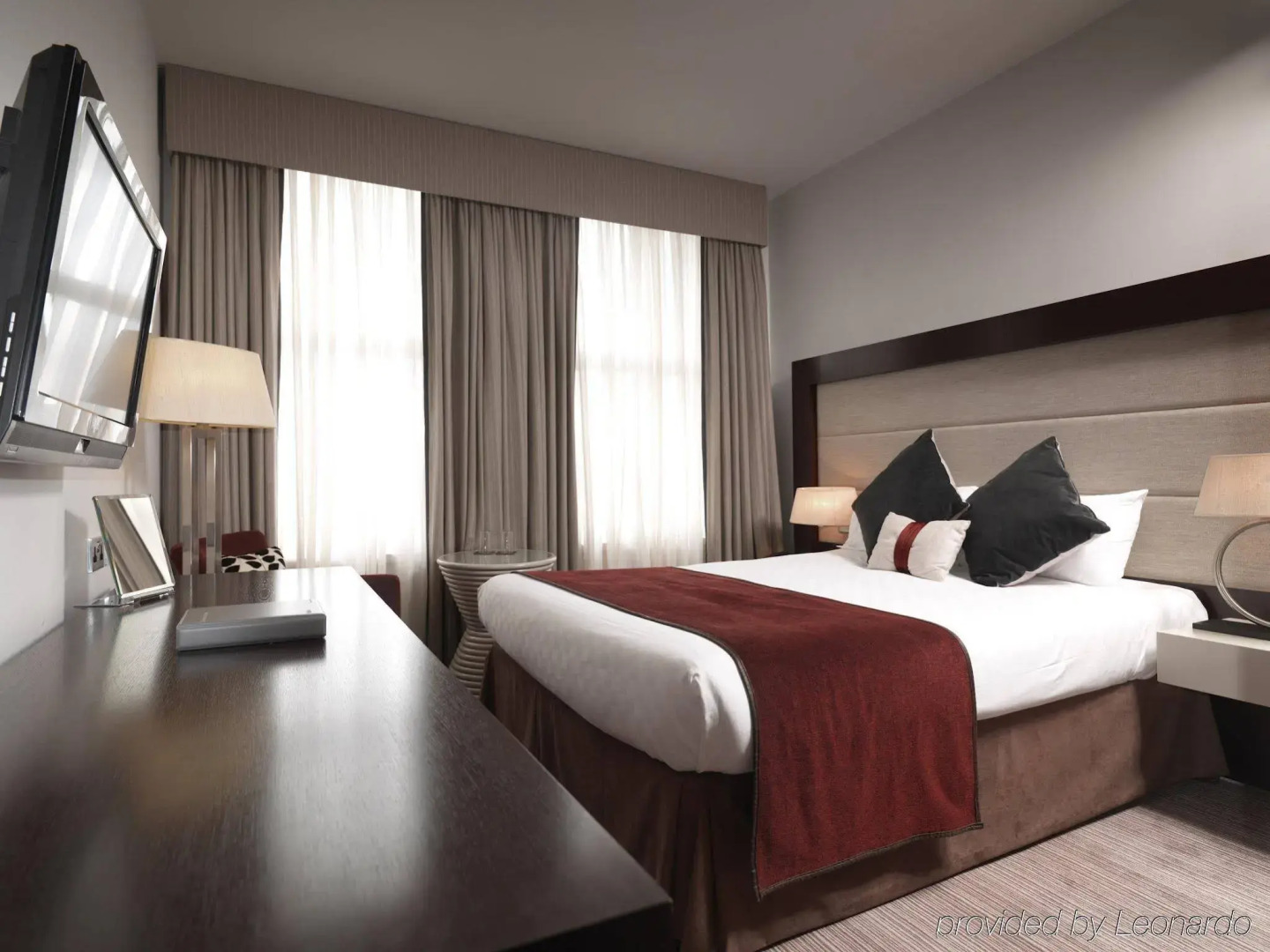 Leonardo Hotel Cardiff