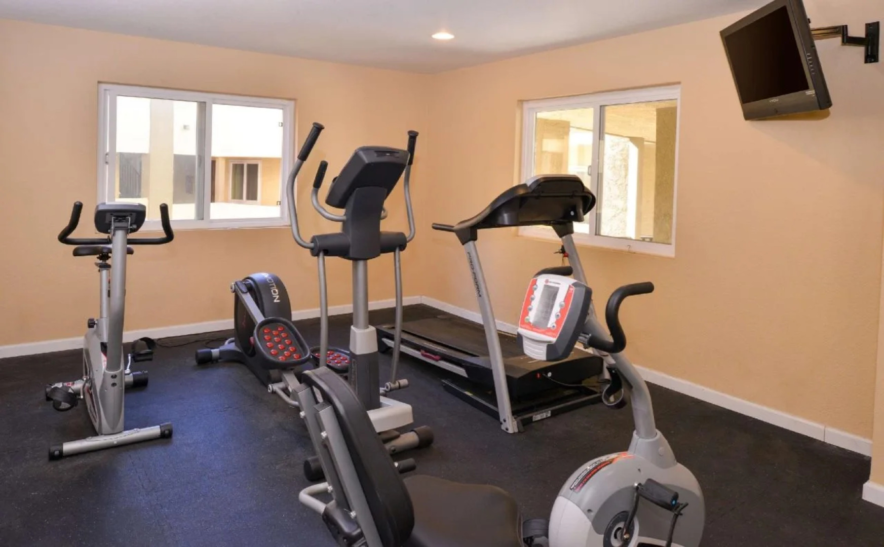 Red Lion Inn & Suites Cathedral City