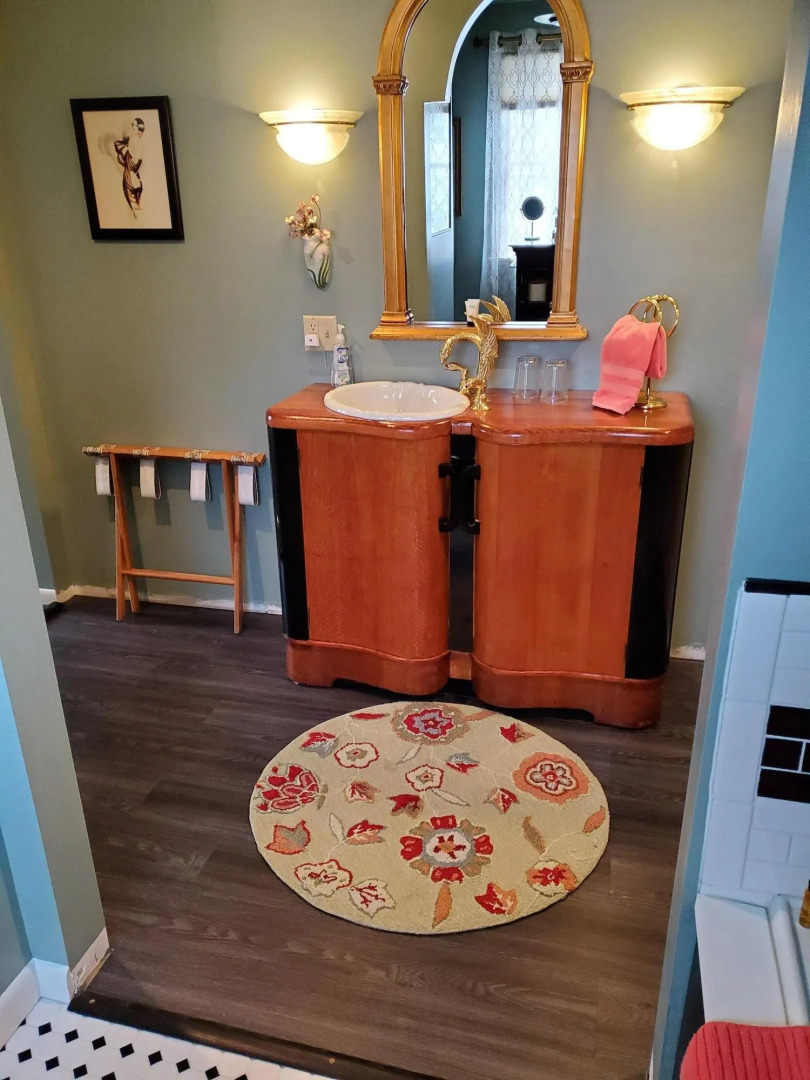 James Mulvey Carriage House Inn