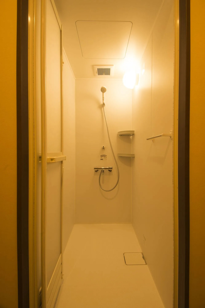 Guest House Rojiura - Hostel