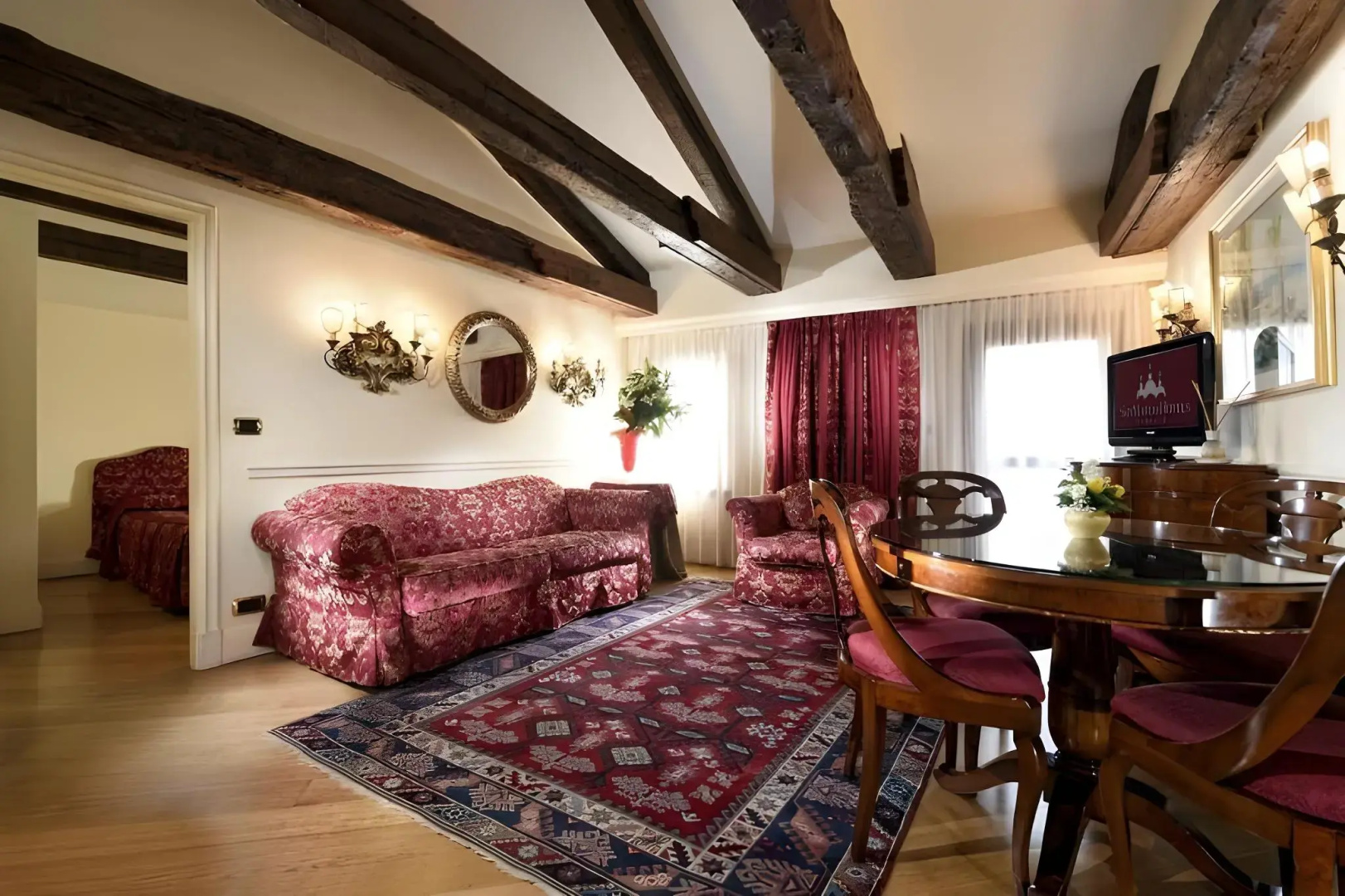 Torre dell'Orologio Suites
