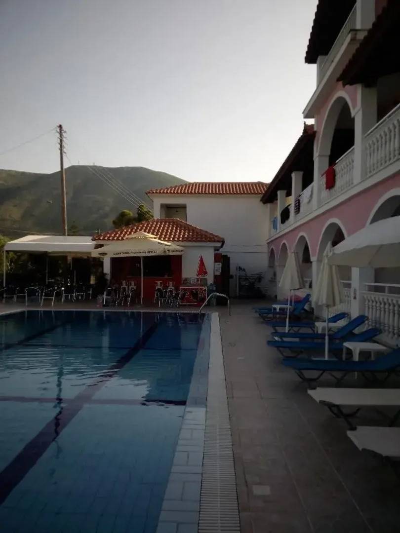 Giannis Studios Alykes