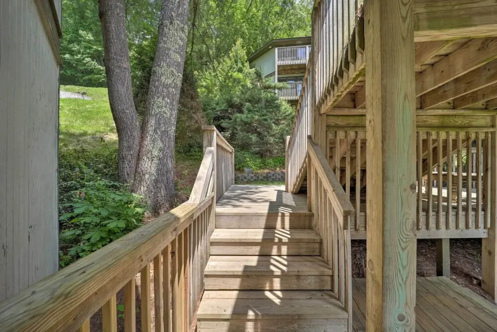 Banner Elk Condo ~ 4 Mi to Sugar Mountain Resort!