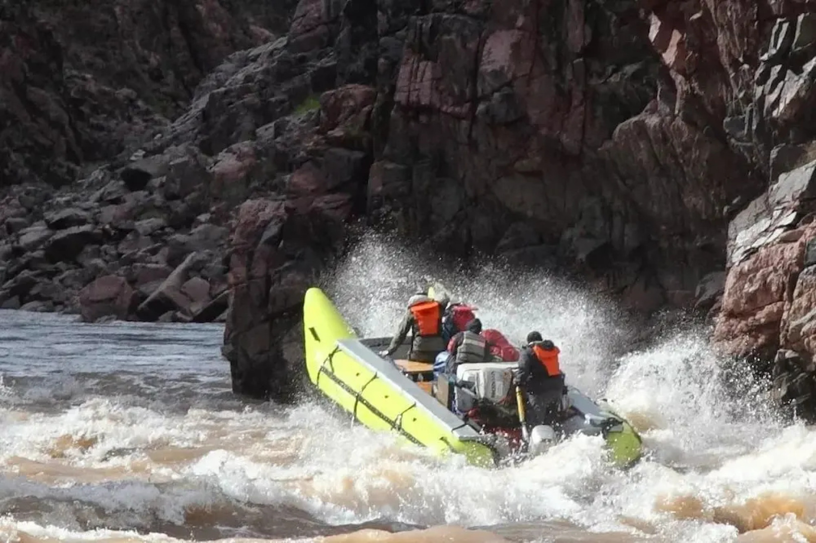 Grand Canyon Caverns Inn