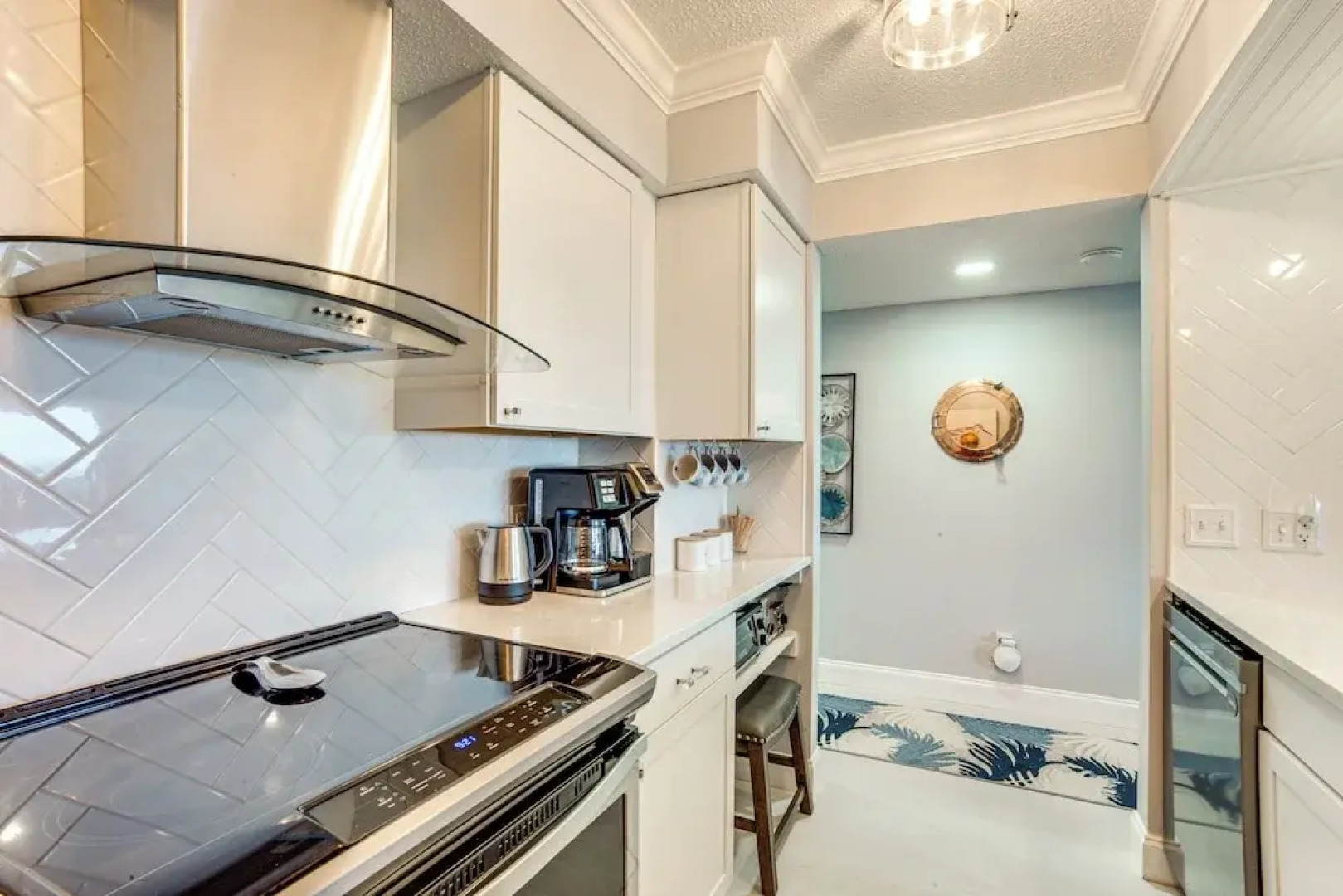 Beach Access: Ocean-view Condo w/ Screened Balcony