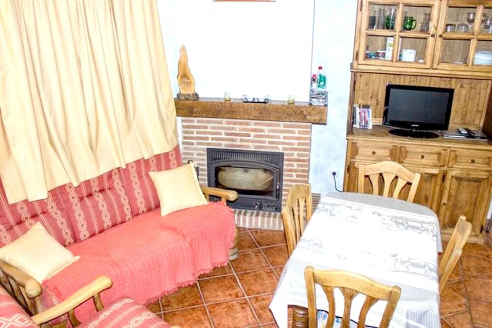 House With 3 Bedrooms in Guisando