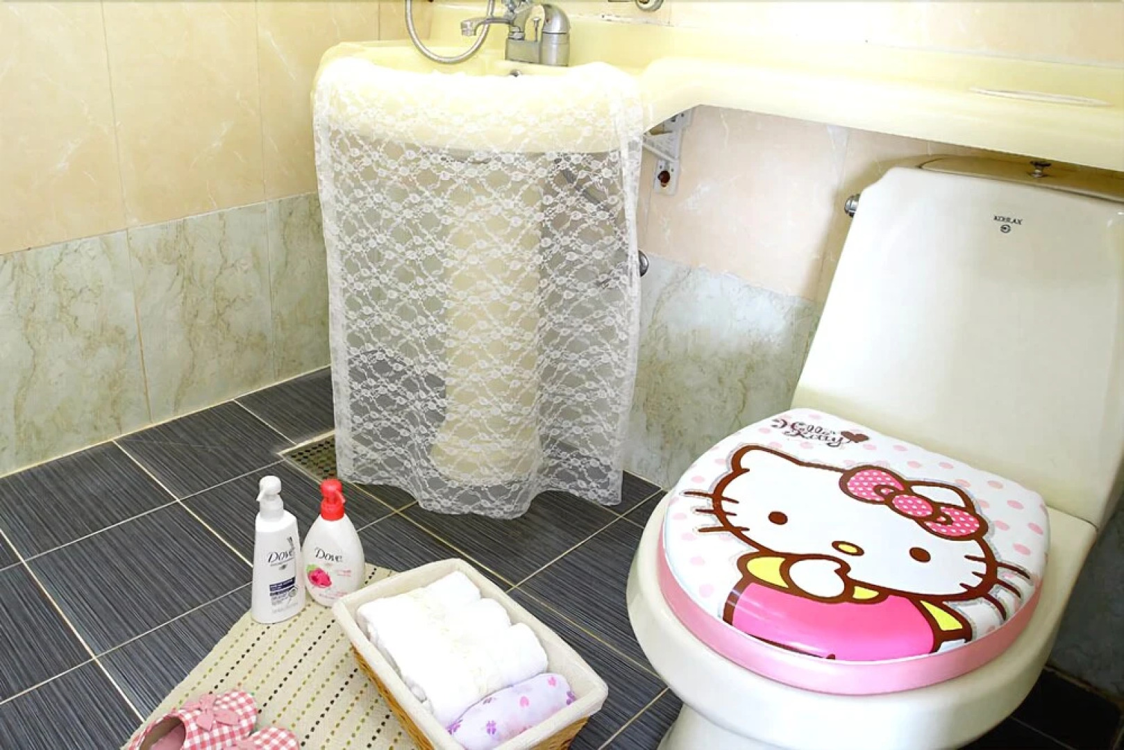 Anmyoendo Gomseom Simile Pension