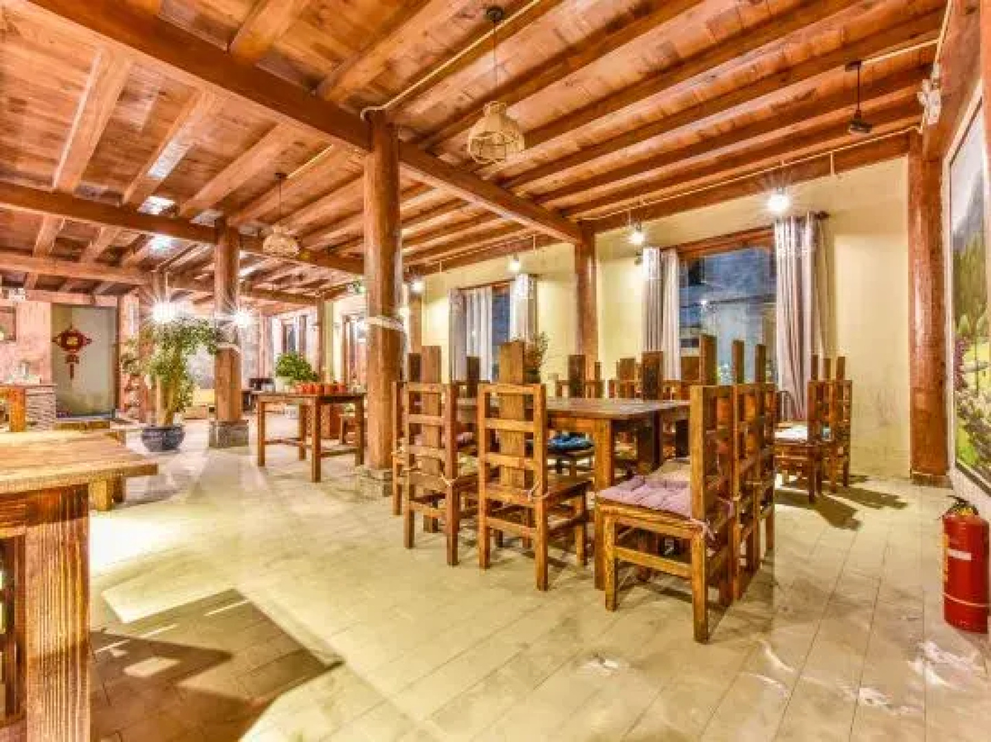 Guzang Xiangbala Diannan Wufu Boutique Inn
