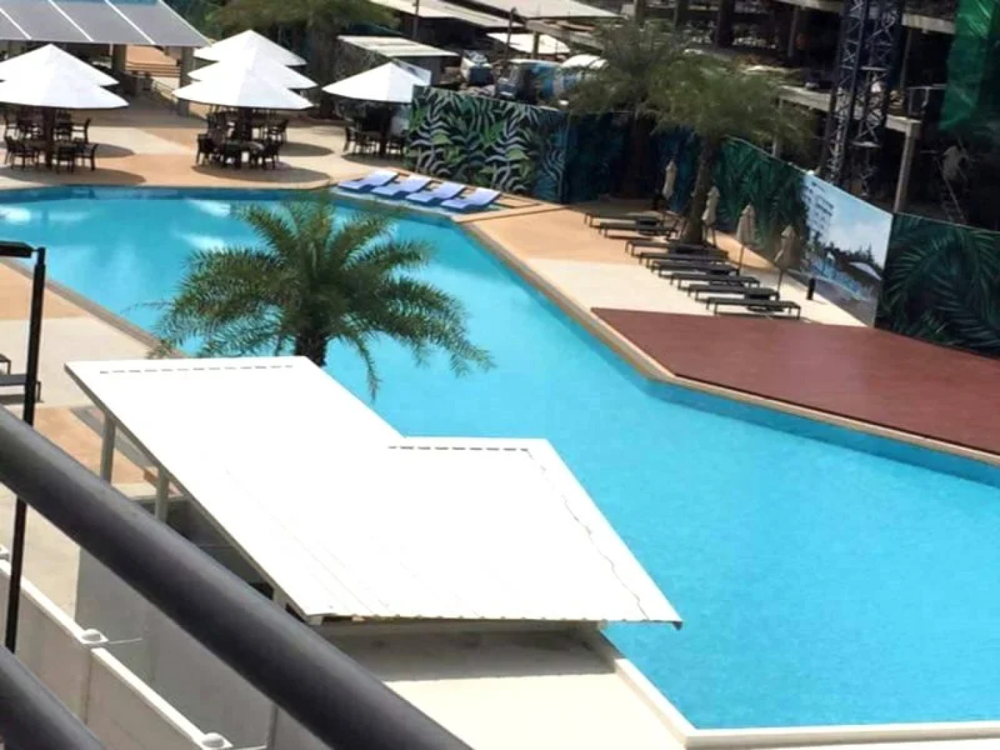 Grand Beach Condominium (Room. B26)