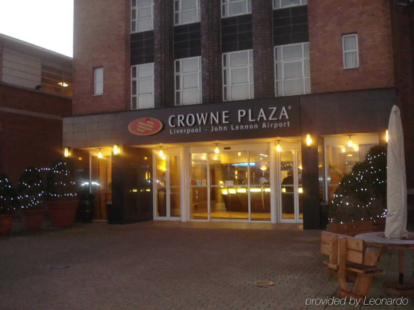 Crowne Plaza Liverpool - John Lennon Airport by IHG