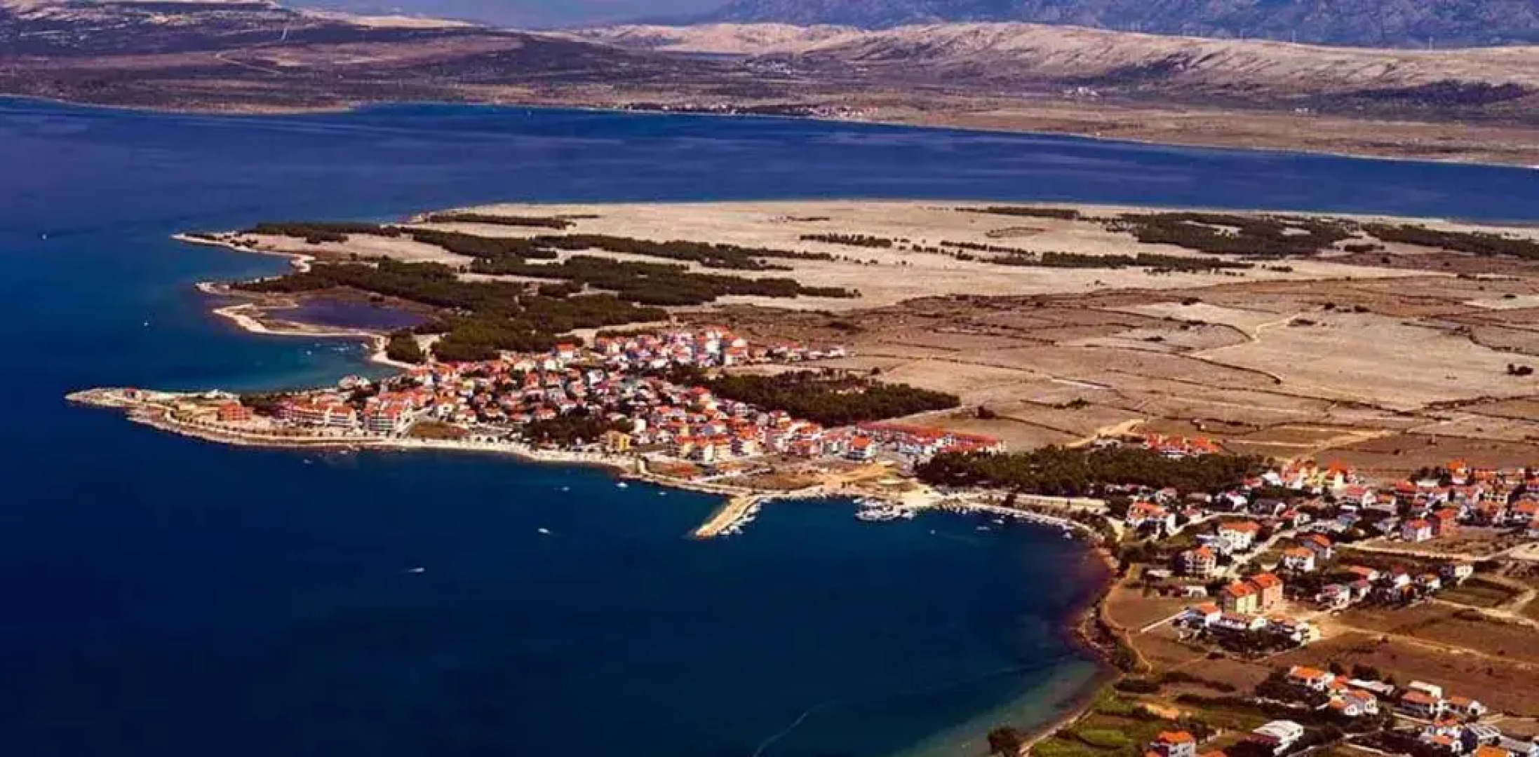 Apartments MINT Povljana - 50m from sandy beach