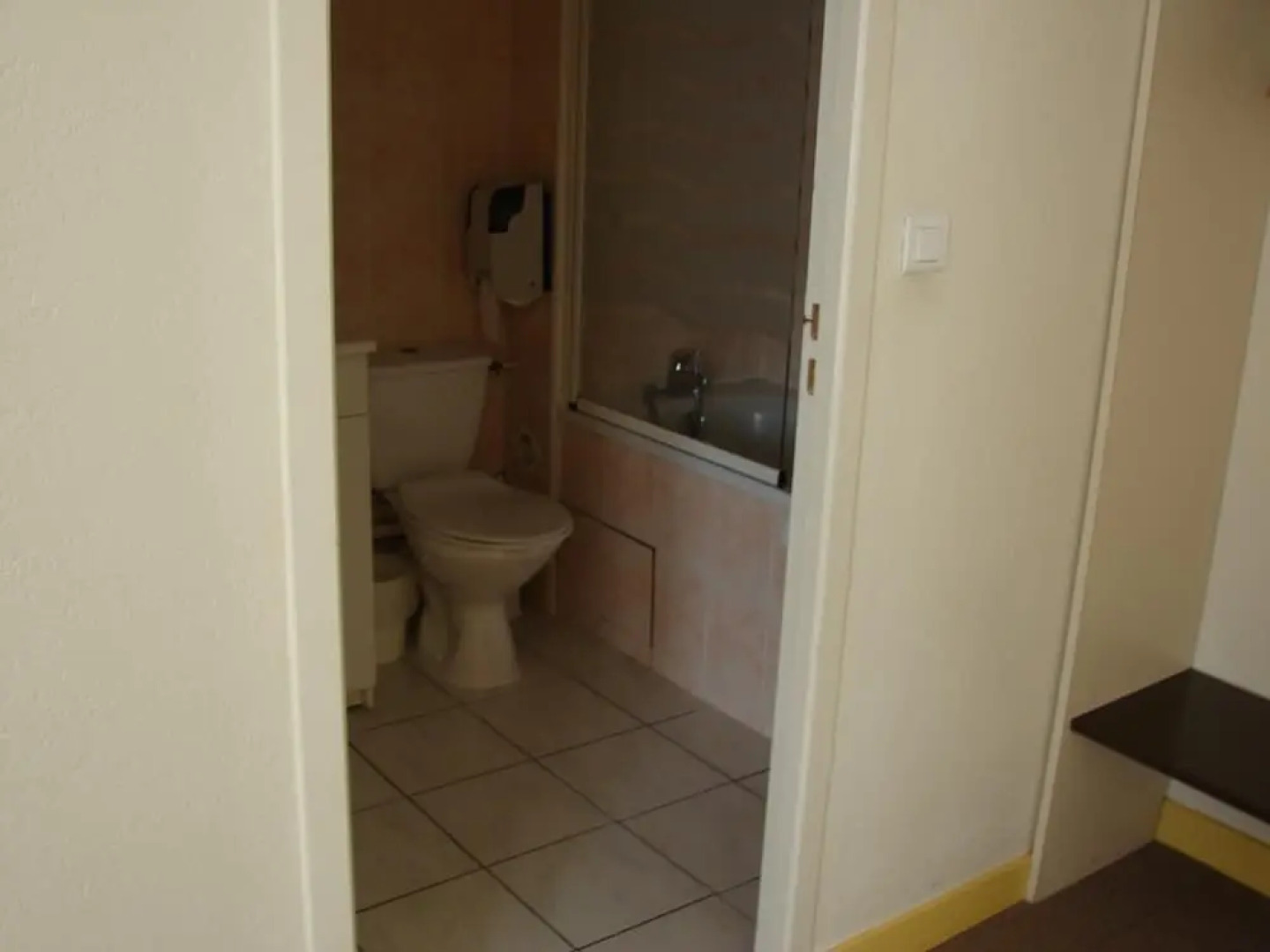 Hotel de Paris et des Voyageurs