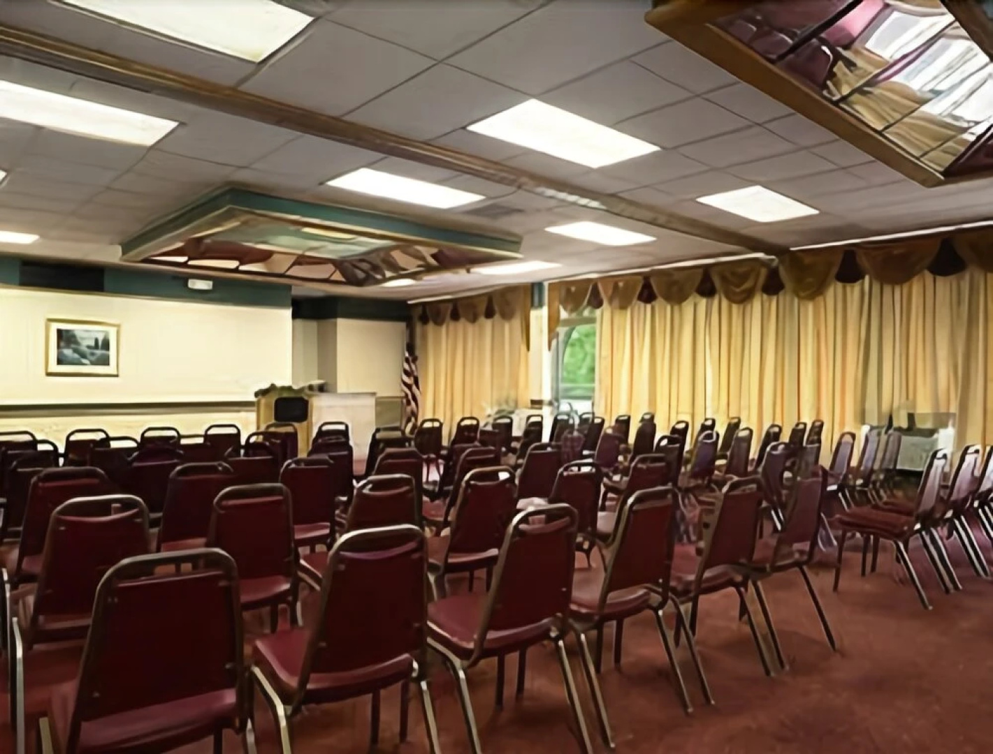 Days Inn by Wyndham Oil City Conference Center