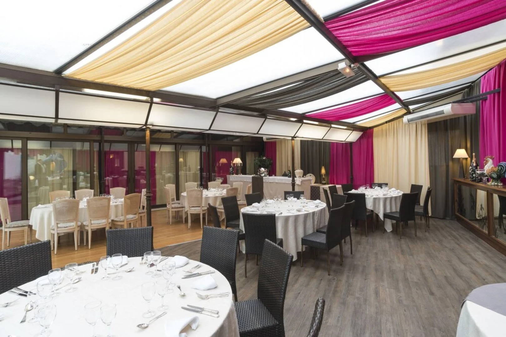 Hôtel Restaurant Laurent Perréal