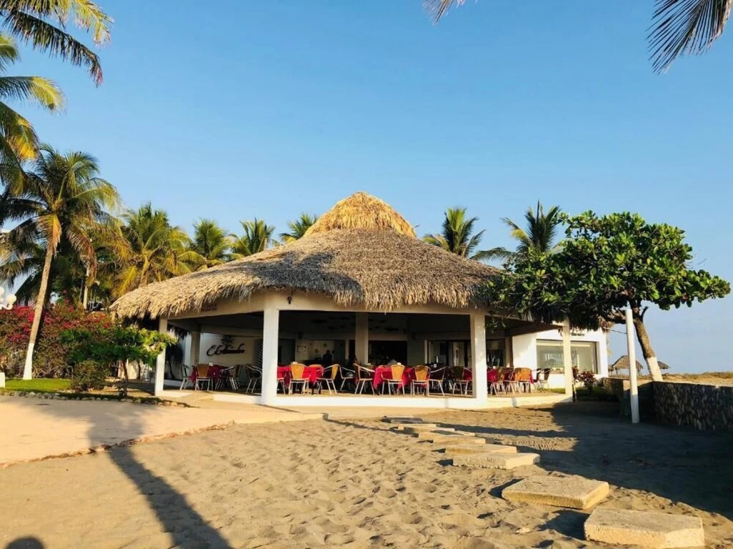 Hotel Arista Bugambilias