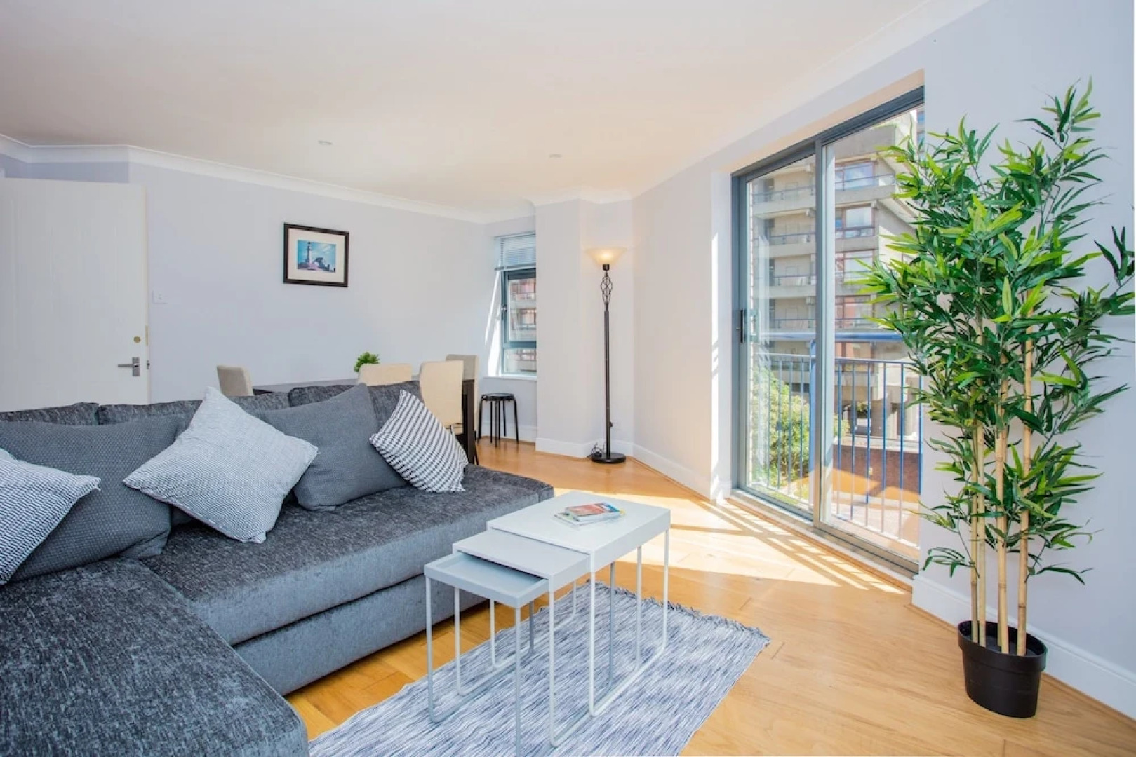 2 Bedroom Flat In East London