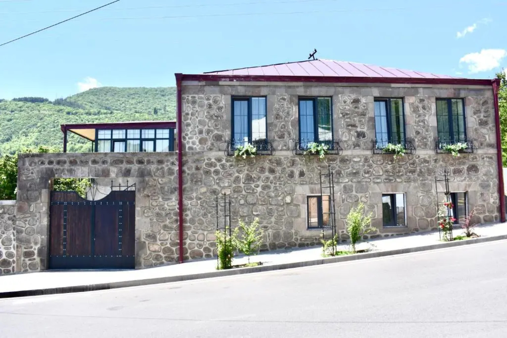 REDROOF country house hotel