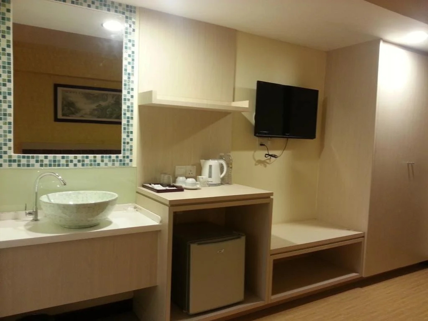 DZH Health Resort Club