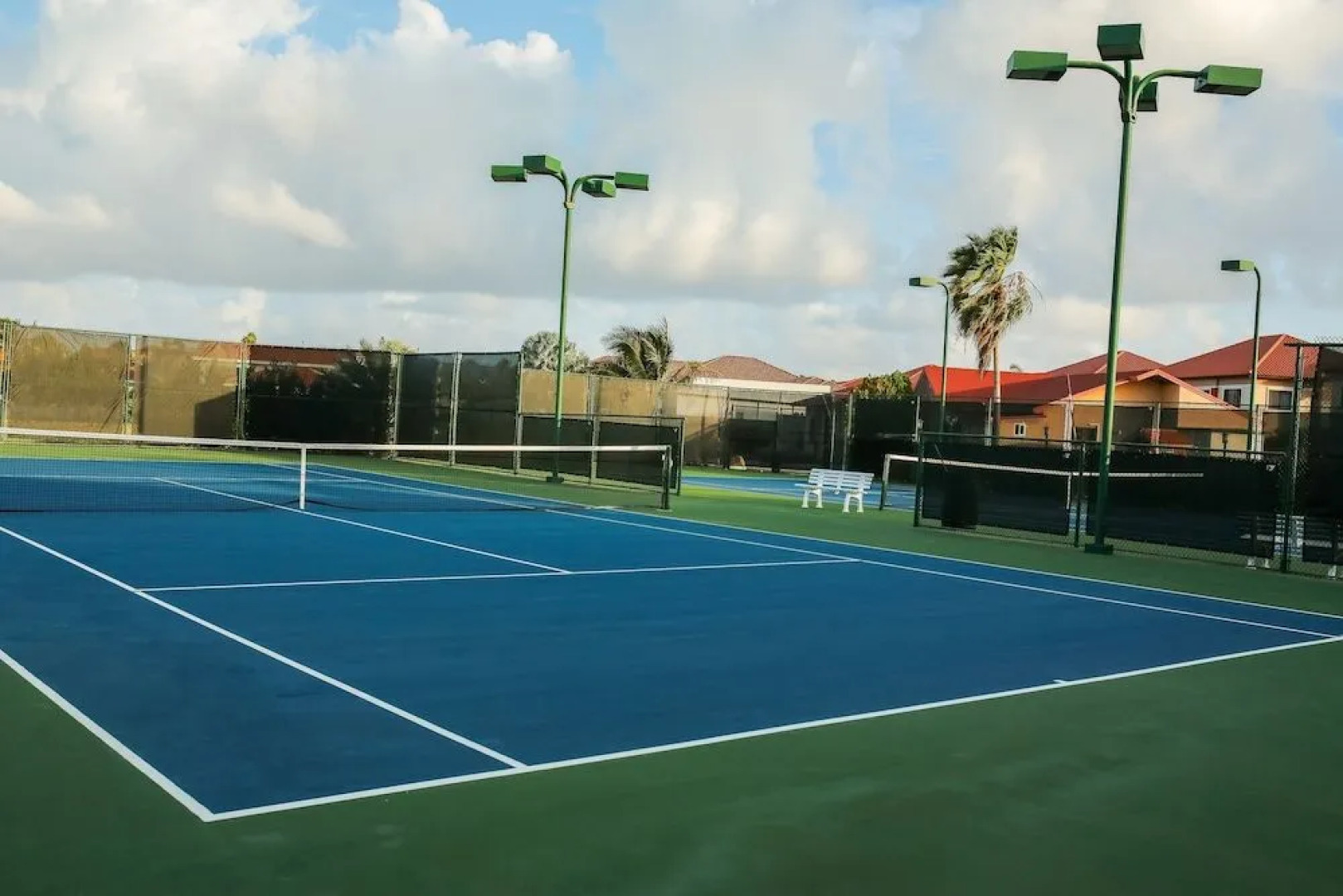 Gold Coast Luxurious and Stylish Condo