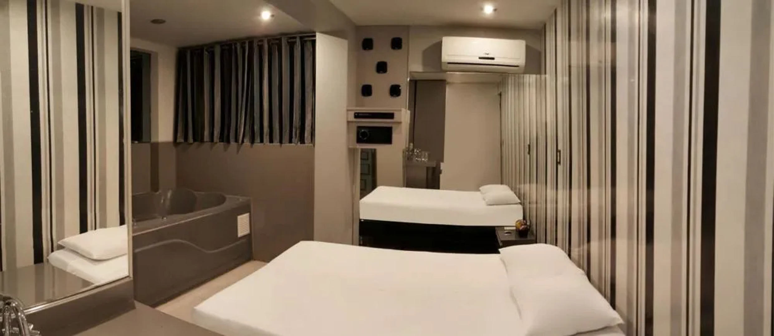 Qollana Business Hotel