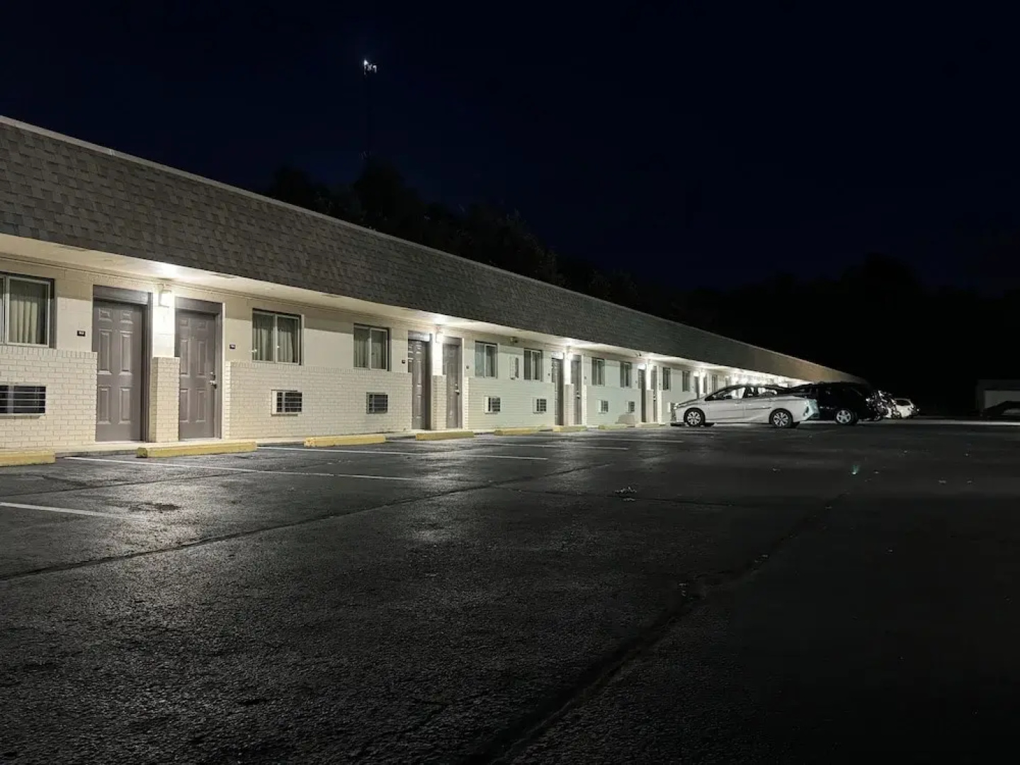 Economy Inn Crossville