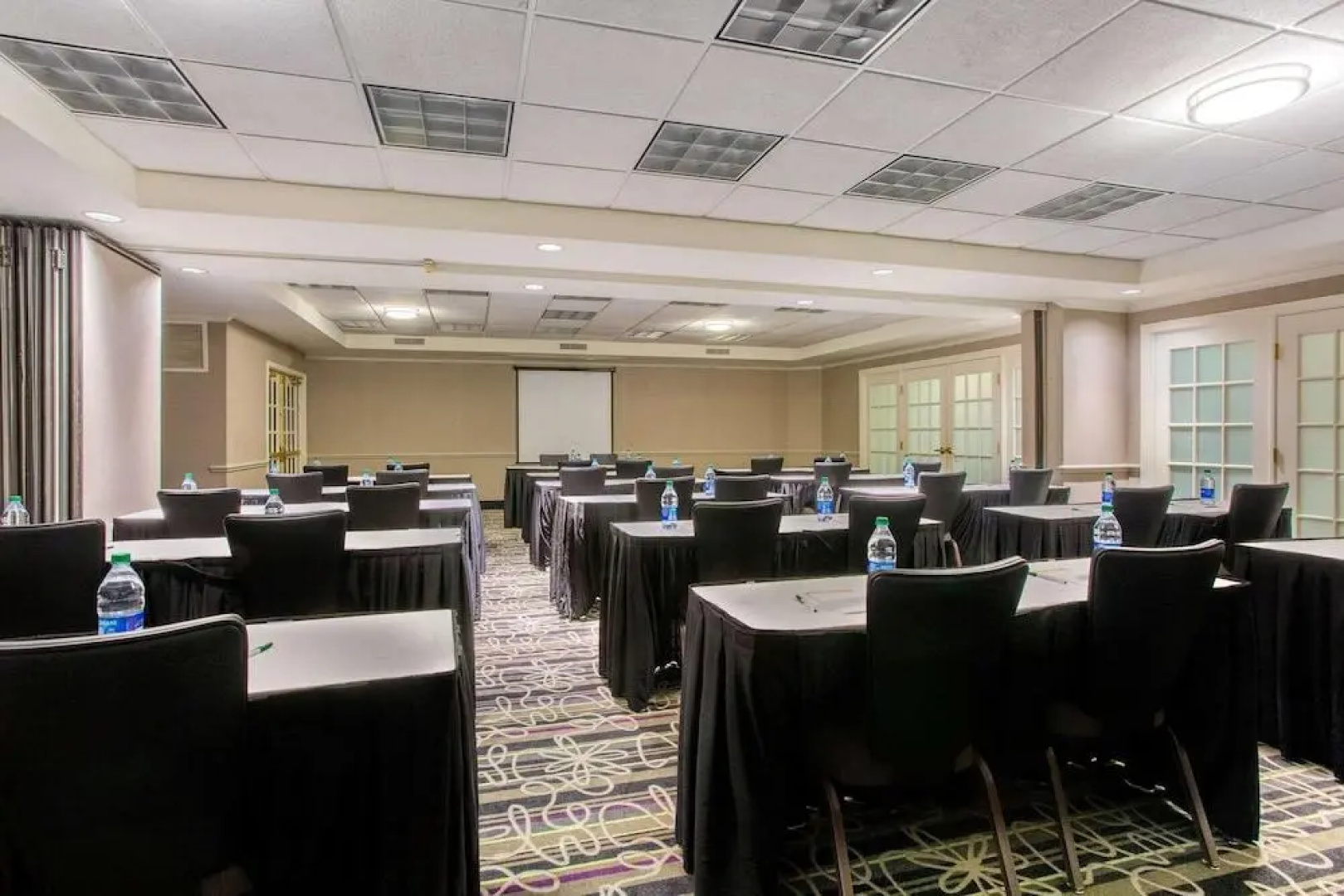 La Quinta Inn & Suites Raleigh Durham Intl Ap