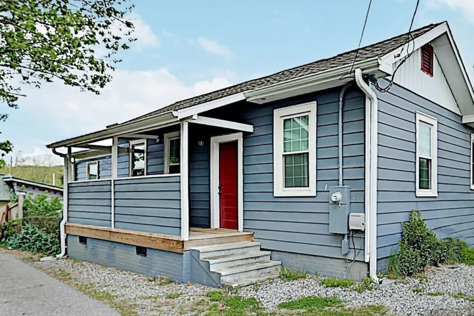 7 3rd Street Home 2 Bedrooms 2 Bathrooms Home