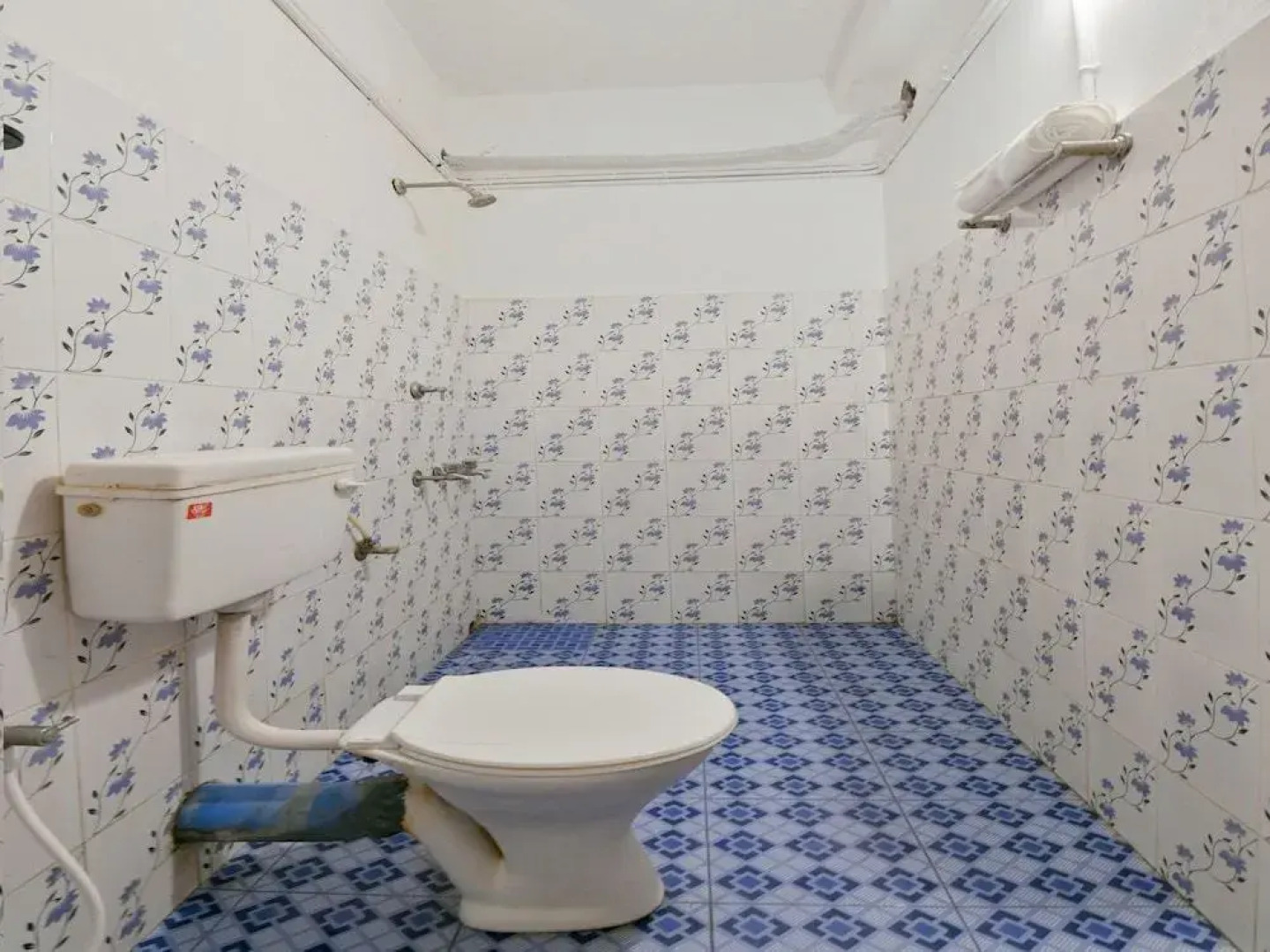 OYO 14342 Happy Rooms