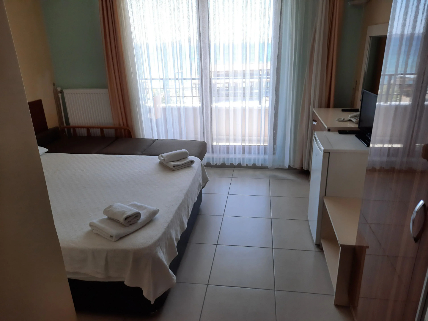 Eksen Otel Geyikli