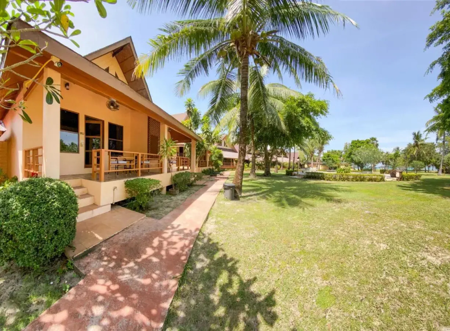Cruiser Island Resort by Swiss-Belhotel