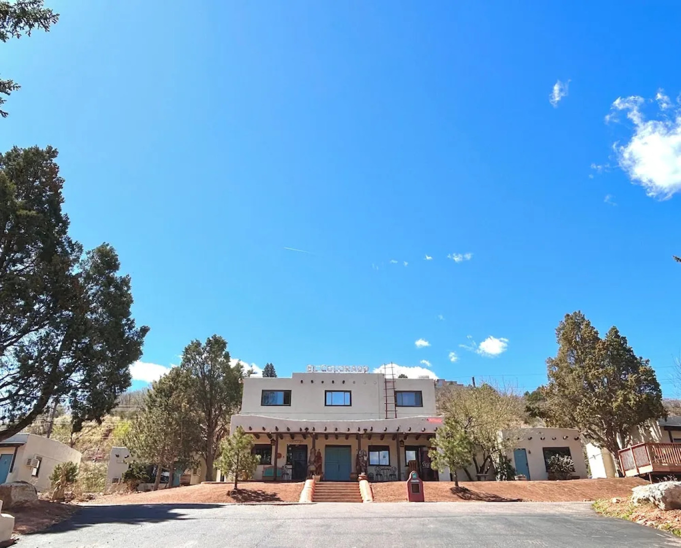 El Colorado Lodge